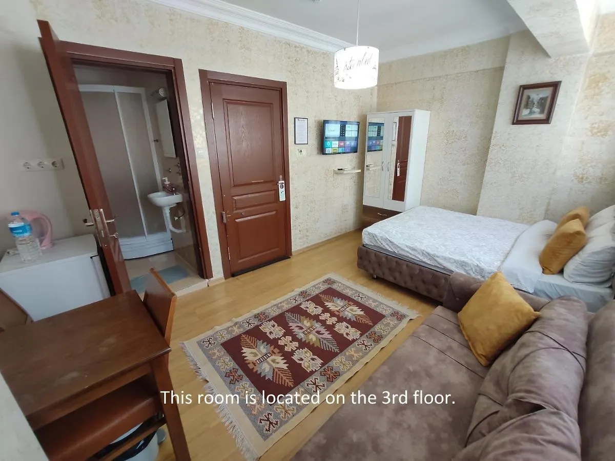 Pembe Hotel Istanboel